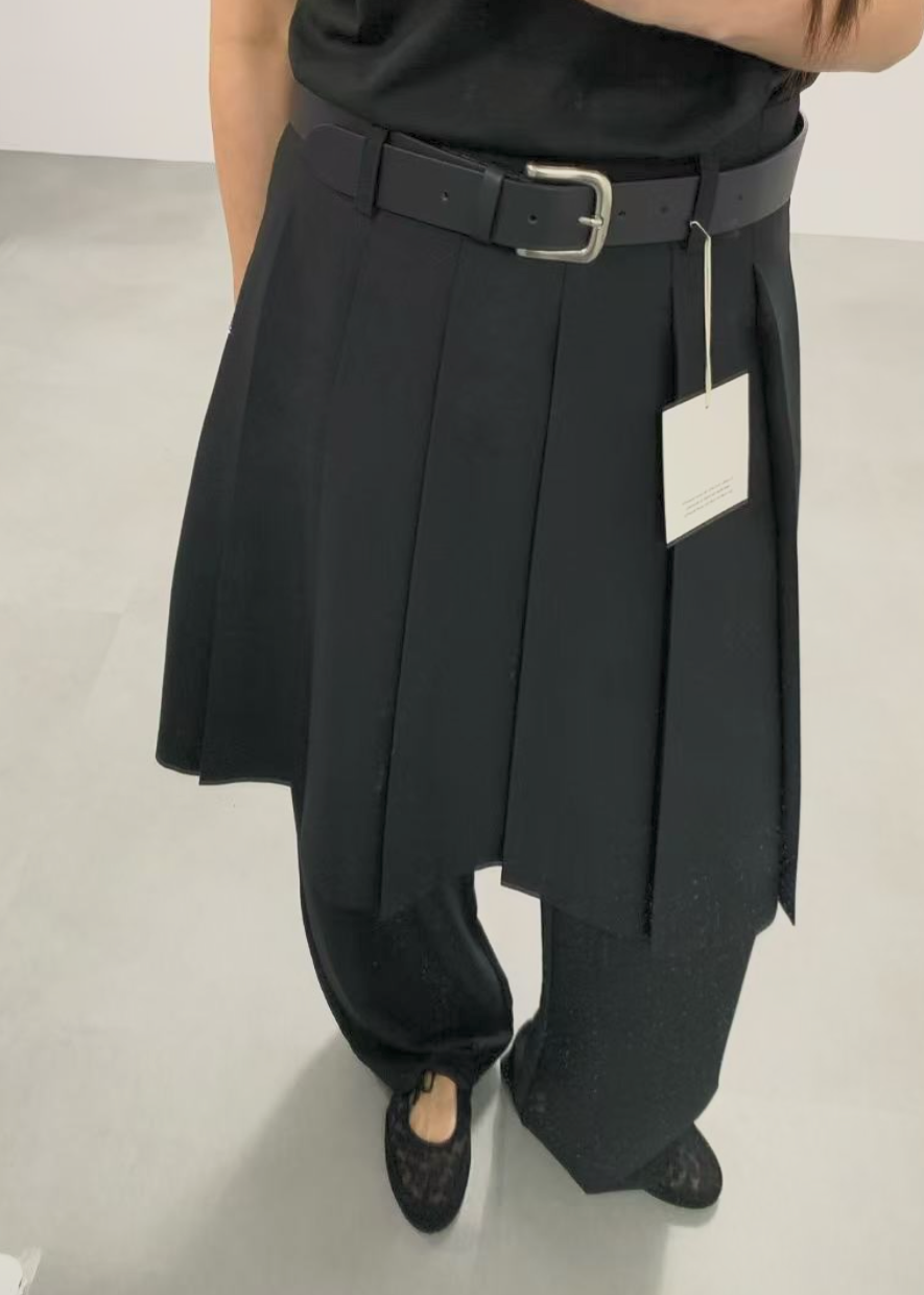 韓國J CRANE百褶裙拼接直筒褲 | 不對稱裙褲二合一 Korean Pleated Skirt Pants