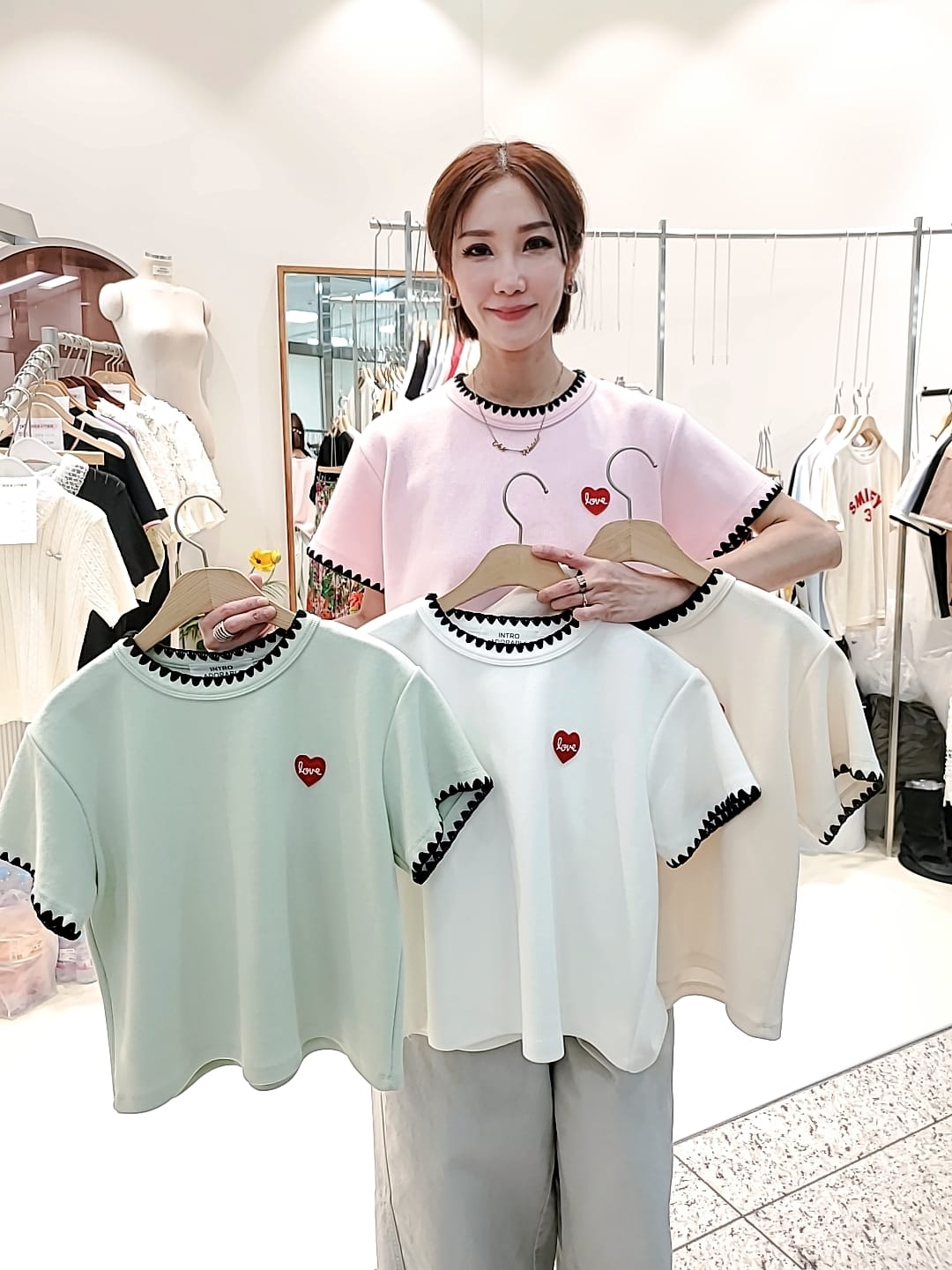 LAD60329韓國東大門直送 INTRO-ADORABLE 女裝上衣