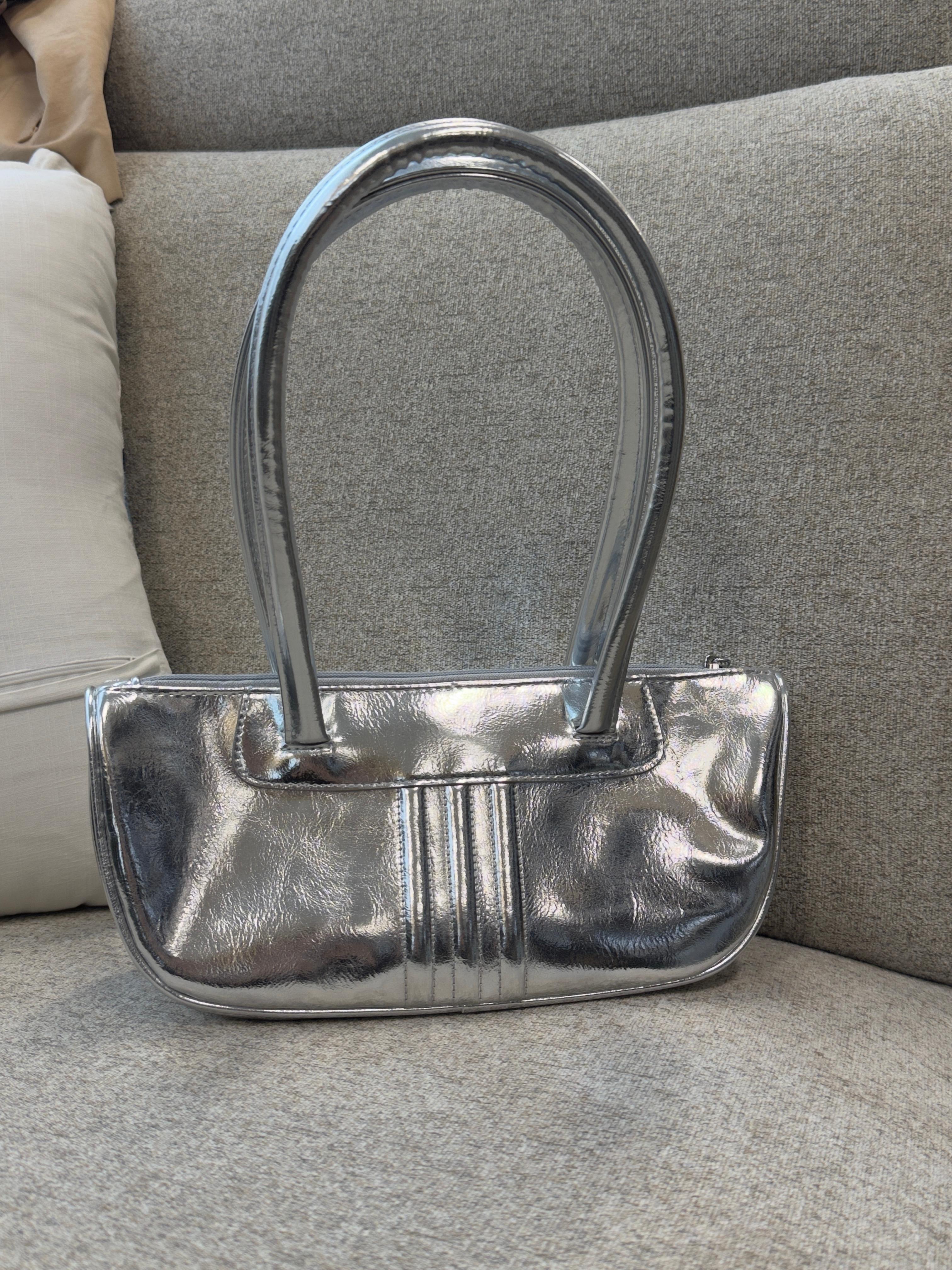 Adidas銀色金屬光澤三葉草手提包 | 復古運動街頭肩背包 Korean Metallic Silver Shoulder Bag