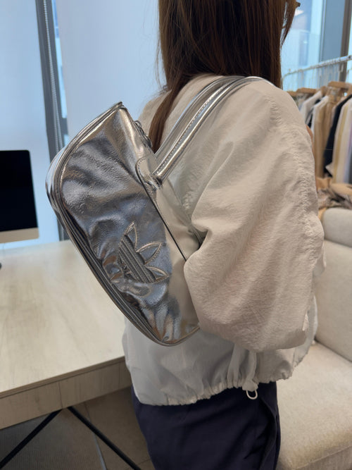 Adidas銀色金屬光澤三葉草手提包 | 復古運動街頭肩背包 Korean Metallic Silver Shoulder Bag