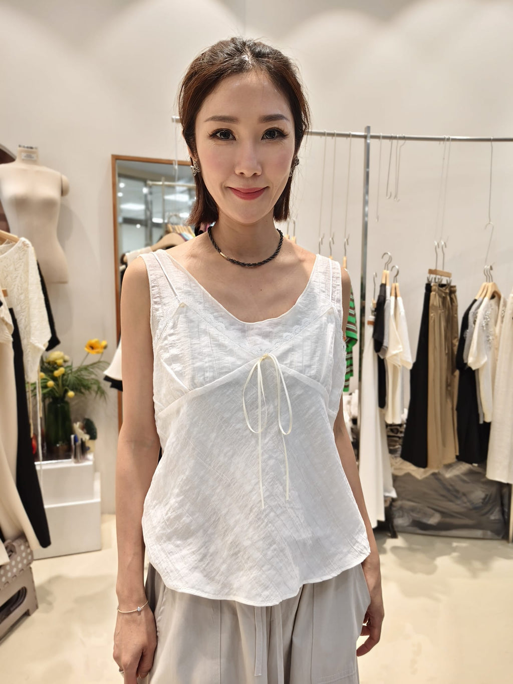 韓國Intro Adorable上衣 LAD60610 - Beige