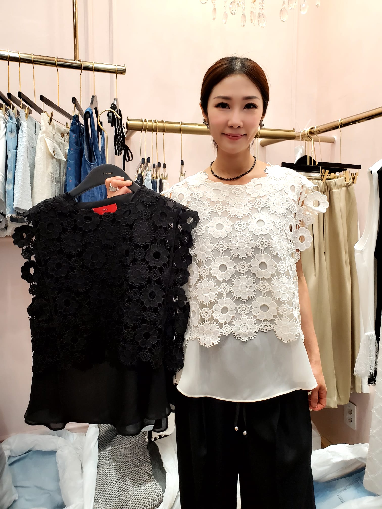 韓國OT Rimane上衣 LOT60604 - Black