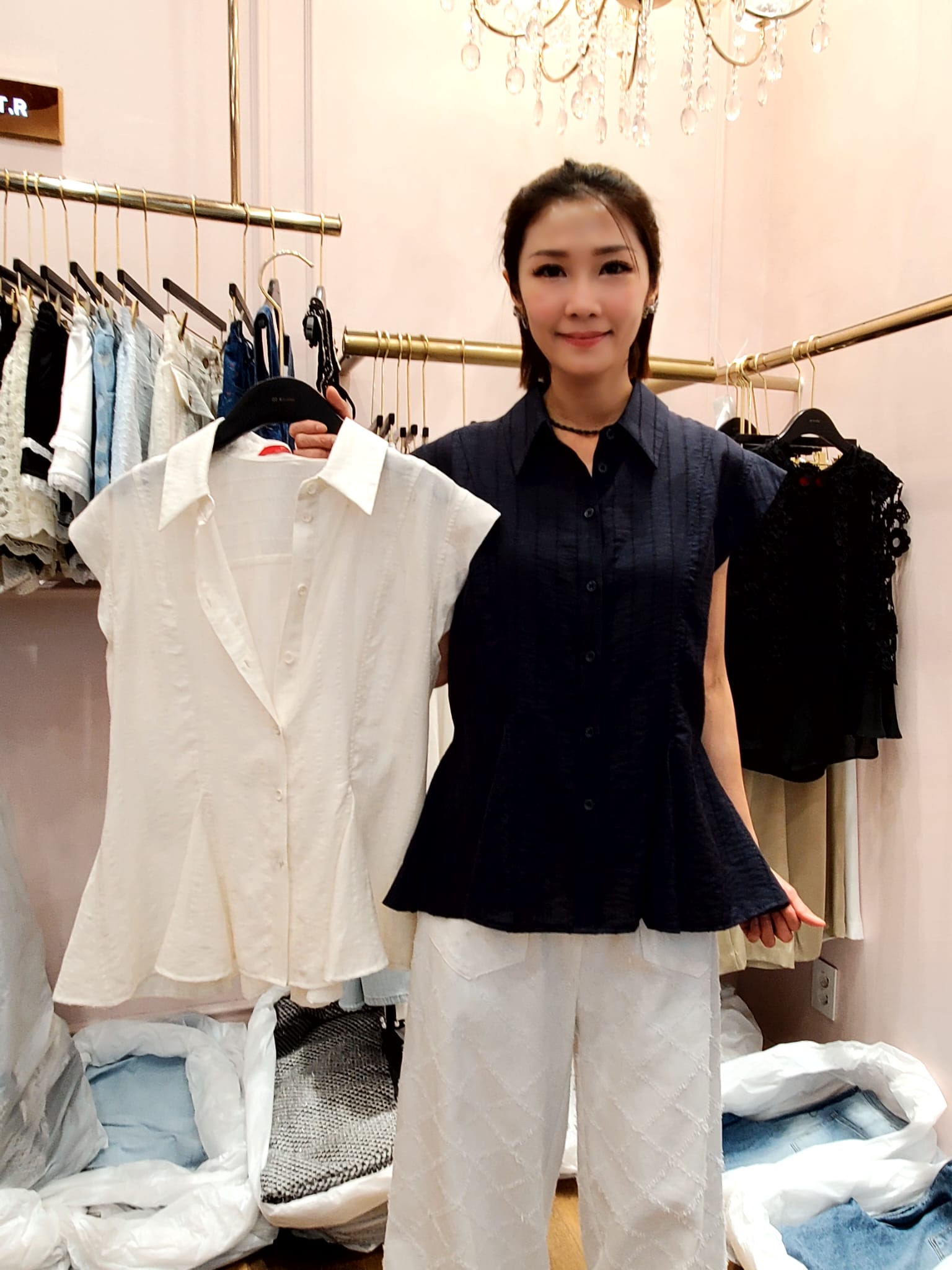 韓國OT Rimane上衣 LOT60606 - Black