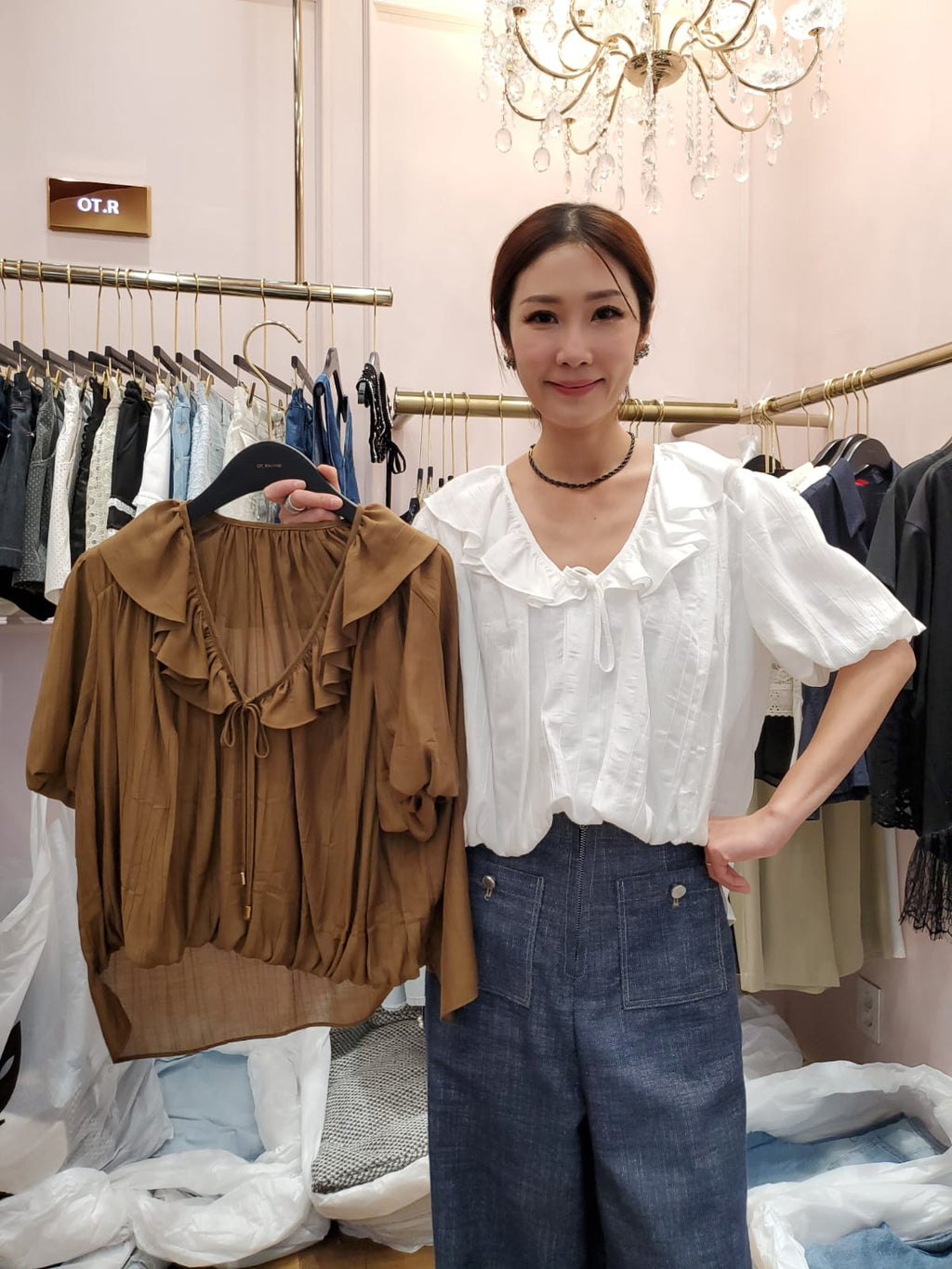 韓國OT Rimane上衣 LOT60622 - Brown
