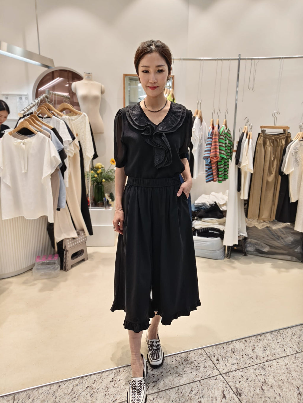 韓國Intro Adorable上衣 LAD60619 - Black