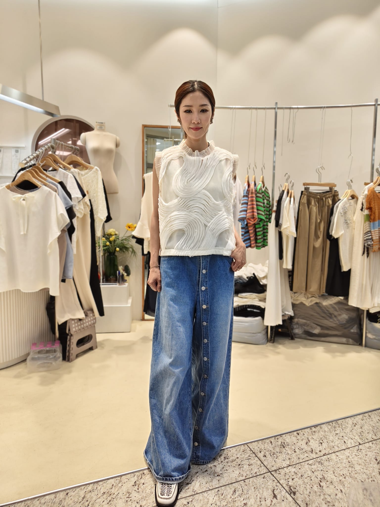 韓國Intro Adorable上衣 LAD60626 - Ivory