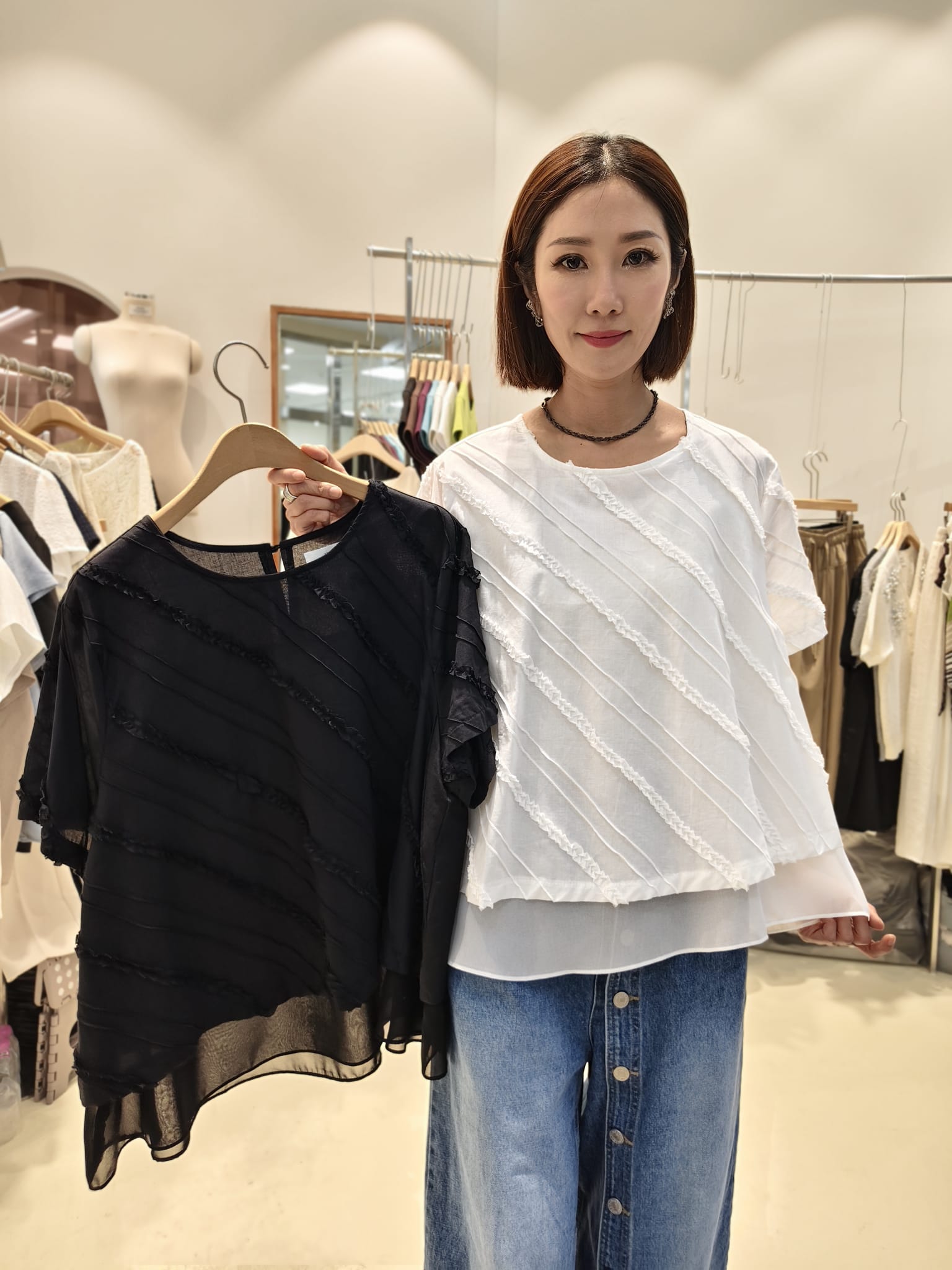 韓國Intro Adorable上衣 LAD60624 - Black