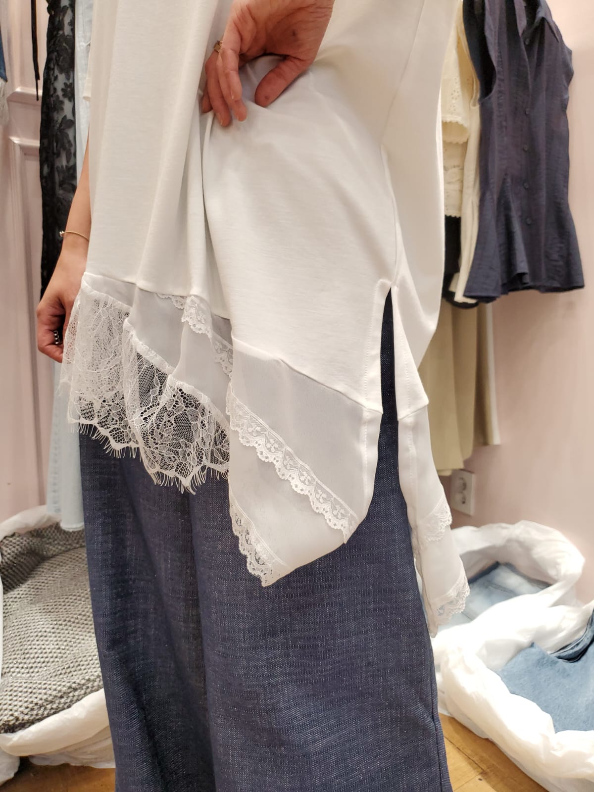 韓國OT Rimane上衣 LOT60621 - White