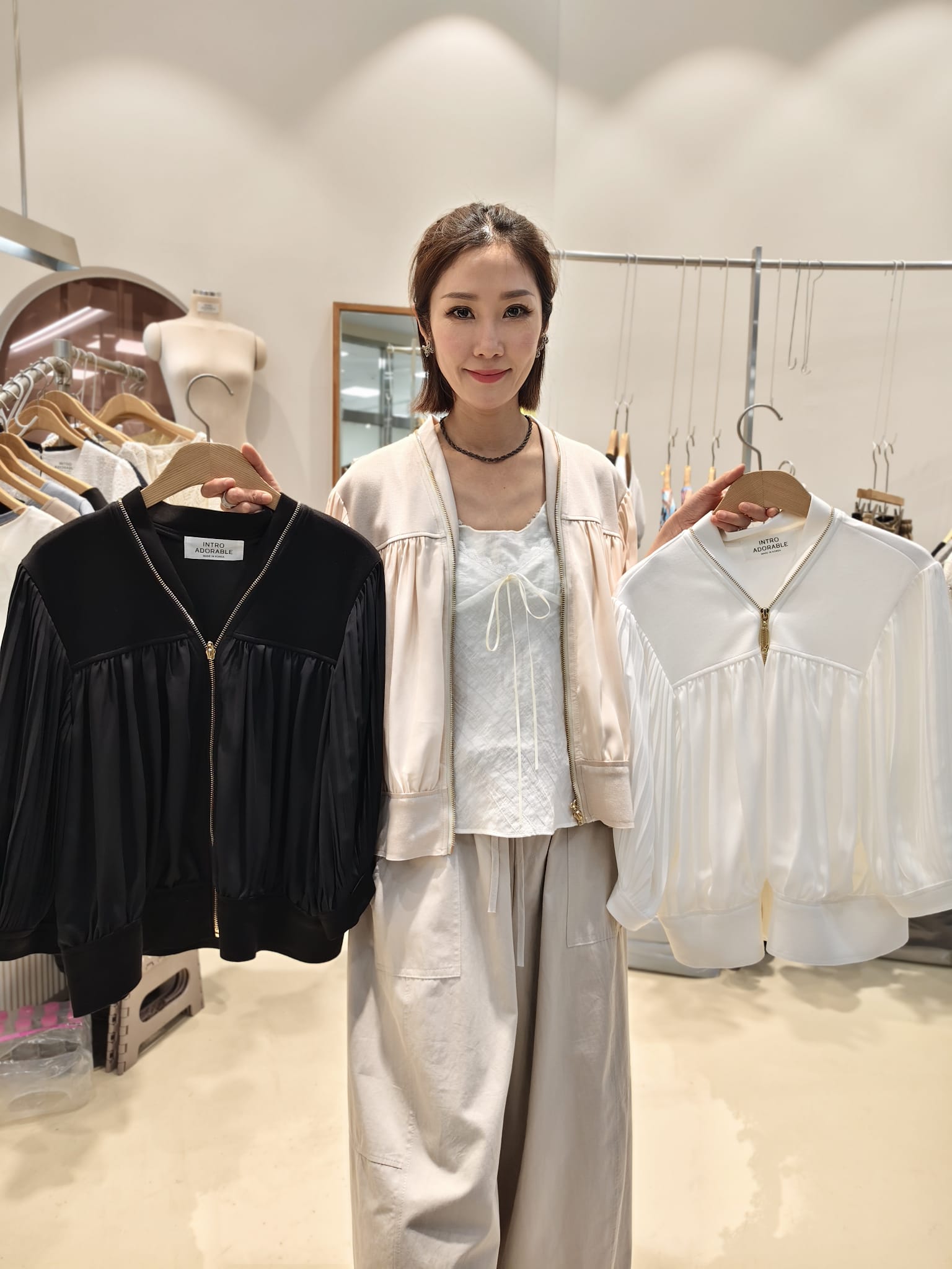 韓國Intro Adorable上衣 LAD60609 - Black