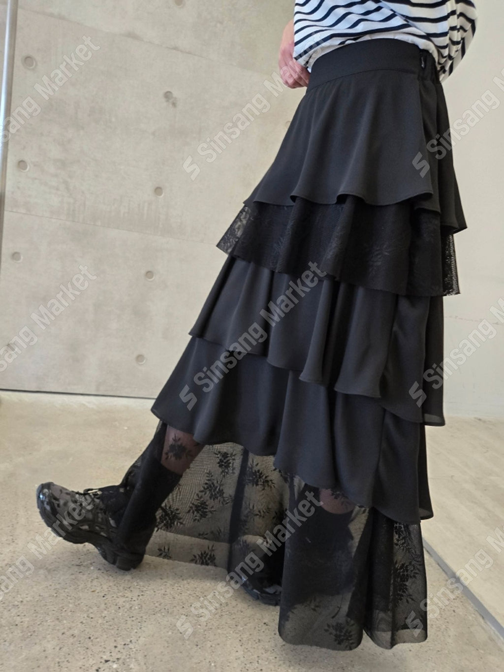 韓國CORNER302多層荷葉邊蕾絲長裙 | 法式蛋糕裙高腰半身裙 Korean Tiered Ruffle Lace Skirt