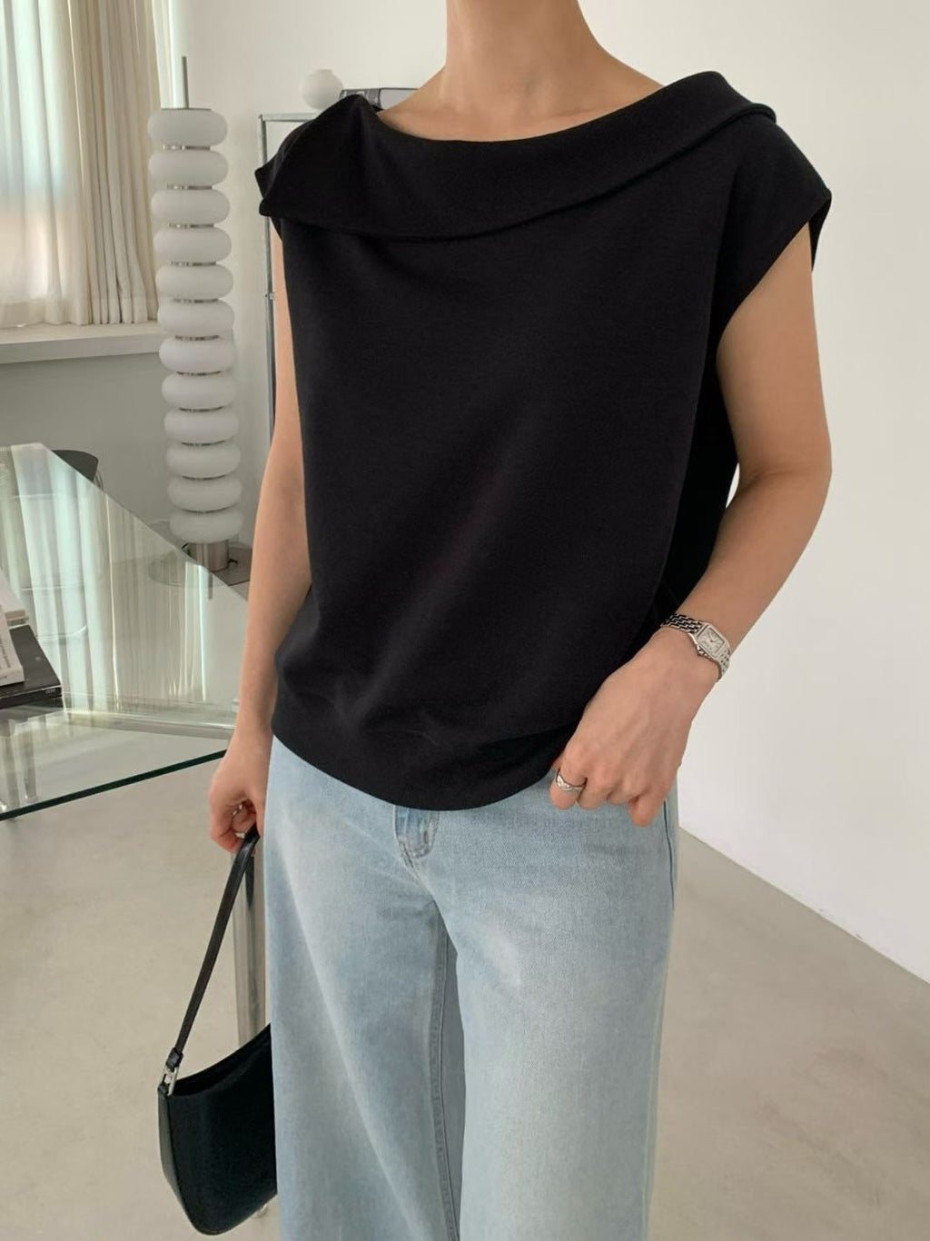 韓國翻領斜肩針織上衣｜韓系輕熟無袖上衣 Fold-Over Collar Knit Top