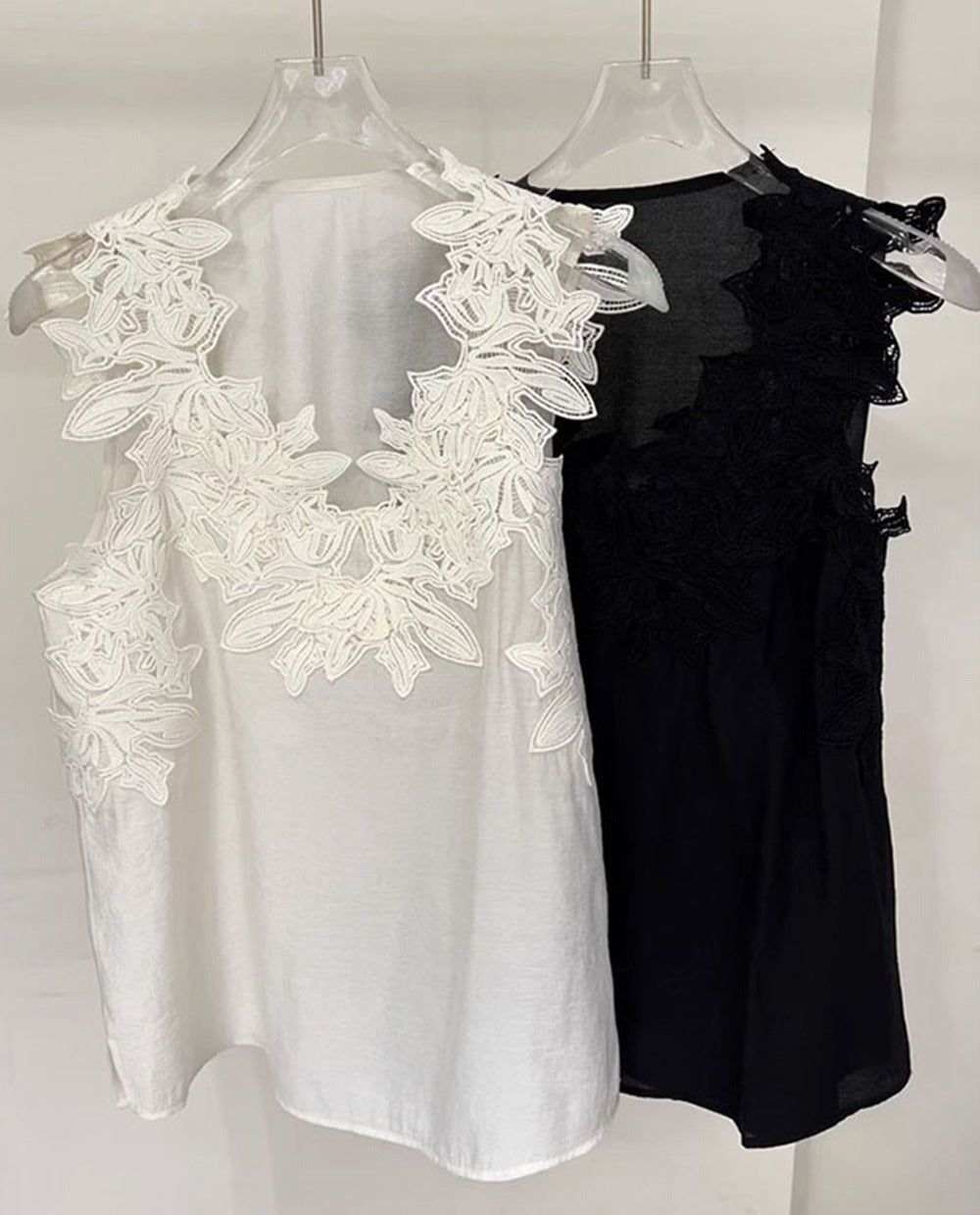 韓國立體花卉刺繡蕾絲無袖上衣 | 透視網紗飛袖百搭背心 Korean Floral Embroidery Lace Sleeveless Top