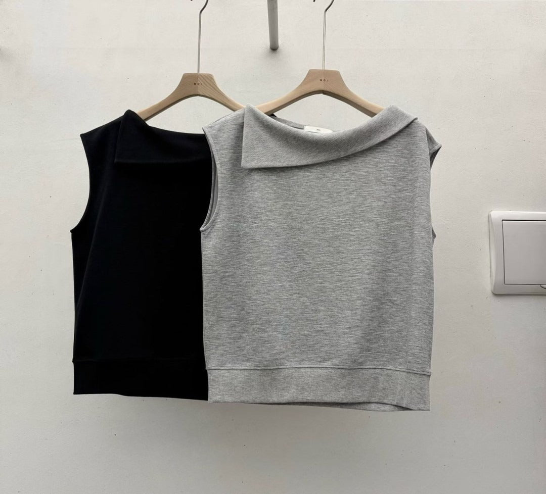韓國翻領斜肩針織上衣｜韓系輕熟無袖上衣 Fold-Over Collar Knit Top